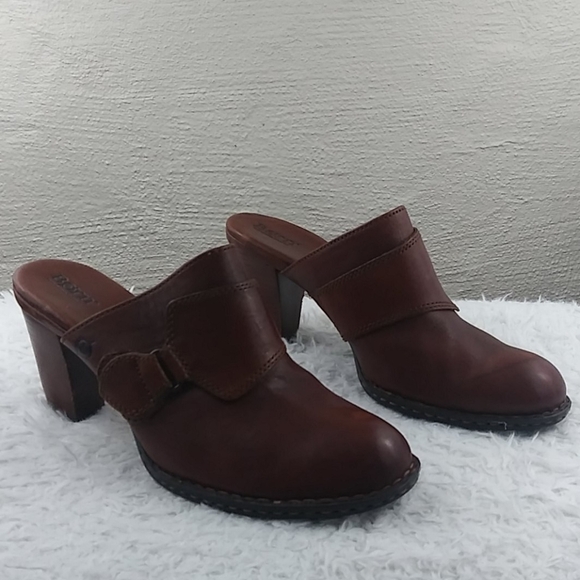 Born Handcrafted Footwear Brown Leather Upper Almond Toe Blocked Heel Clog Shoe - Picture 2 of 14